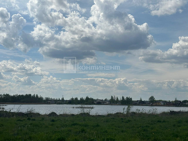 Сокол п., Изумрудная ул: участок 14.5 соток