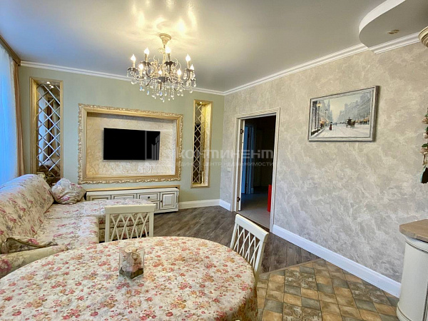 2-к квартира, 80 кв.м.