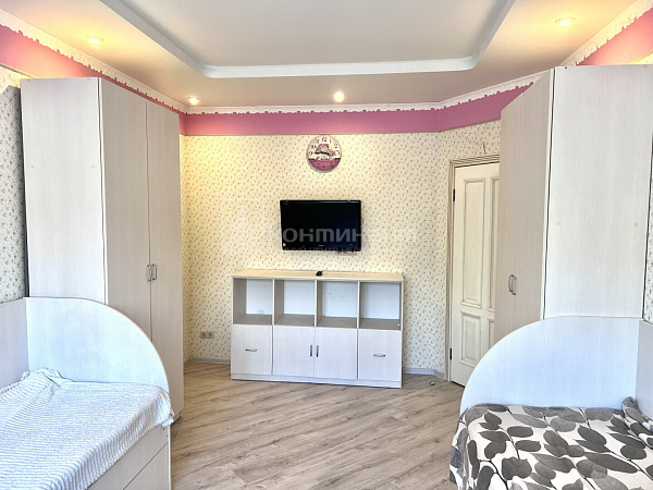 2-к квартира, 80 кв.м.
