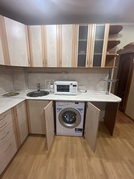 2-к квартира, 60 кв.м.