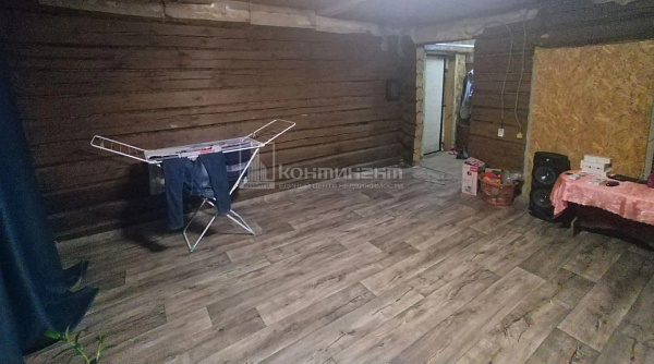 Брызгалово д.: дом