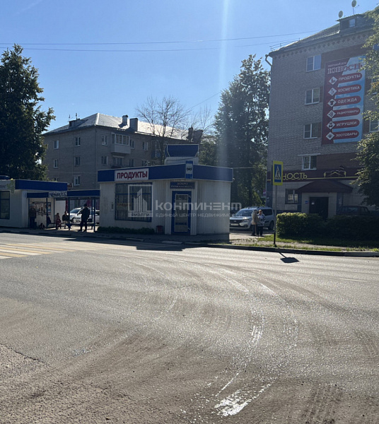 Ленина ул., 5: торговое