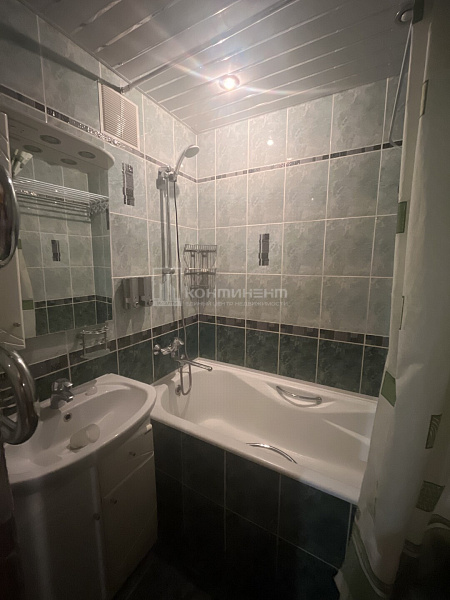 2-к квартира, 60 кв.м.