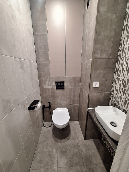 2-к квартира, 60 кв.м.