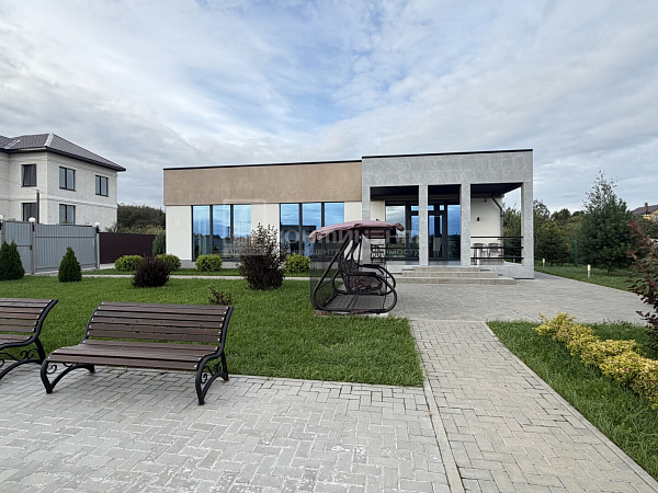 Суромна с., Школьная ул: дом