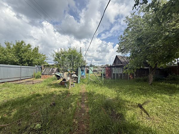 Великодворский п.: дом